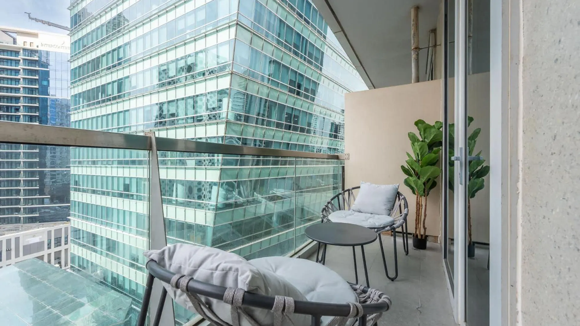 Refined And Enchanting 1 Bedroom In Ubora Tower Dubaj 0*,