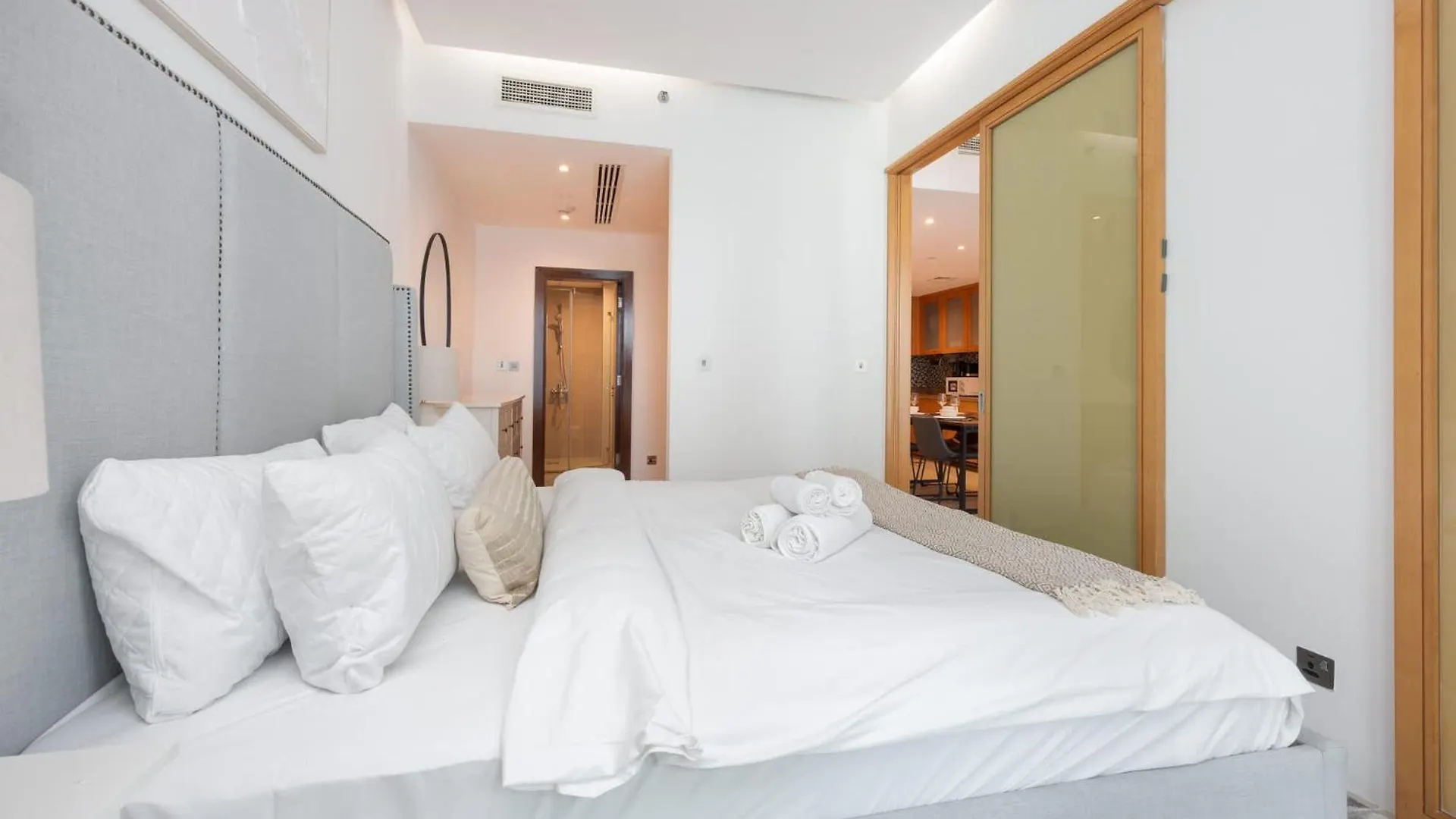 Refined And Enchanting 1 Bedroom In Ubora Tower Dubaj